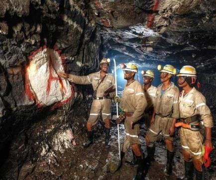 Mining team underground